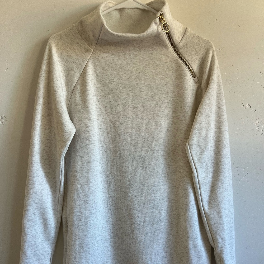 New Athleta XS Cozy Pullover in Oatmeal Heather